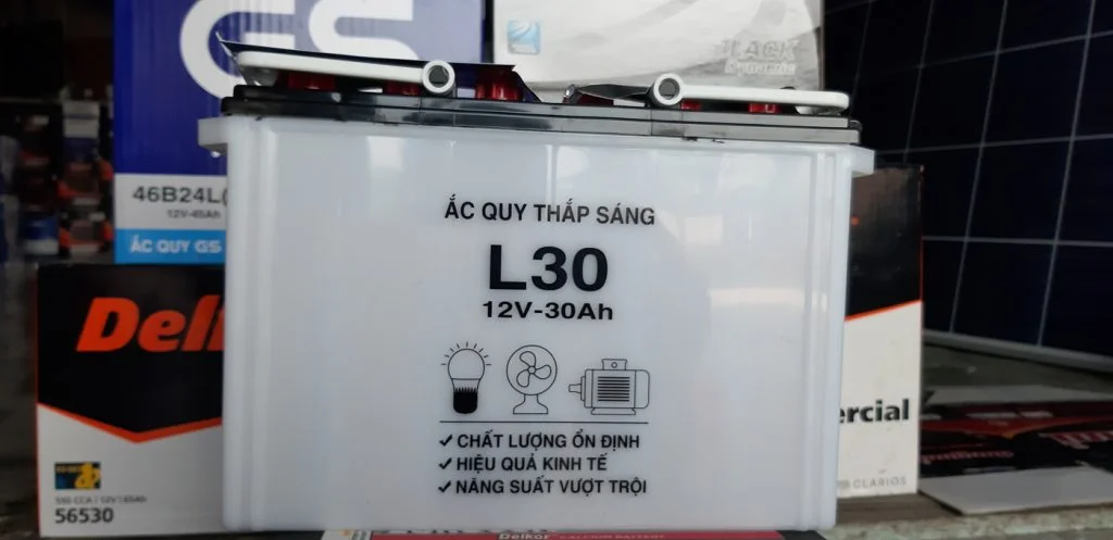 Bình ắc quy thắp sáng L30
