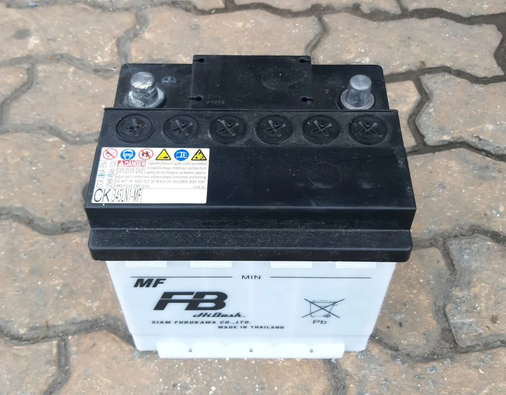 Bình ắc quy Toyota Corolla Cross
