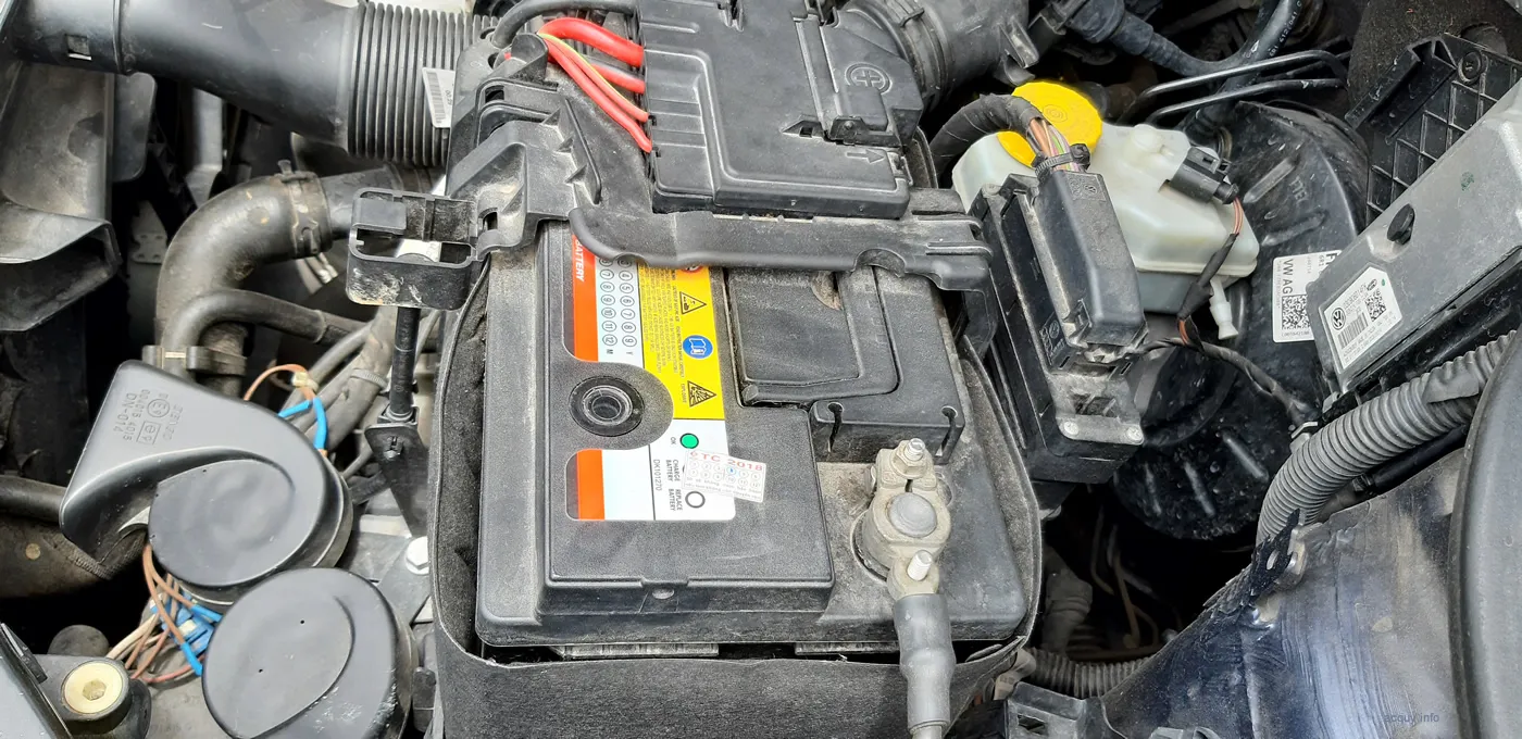 Bình ắc quy xe Volkswagen Polo